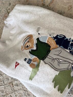 Sun-kissed Coconut White Bear Embroidered Golf Sweatshirt